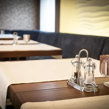 Hotel De Volan Boutique 4*
